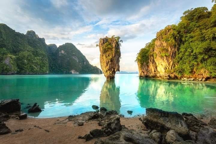 James Bond Island